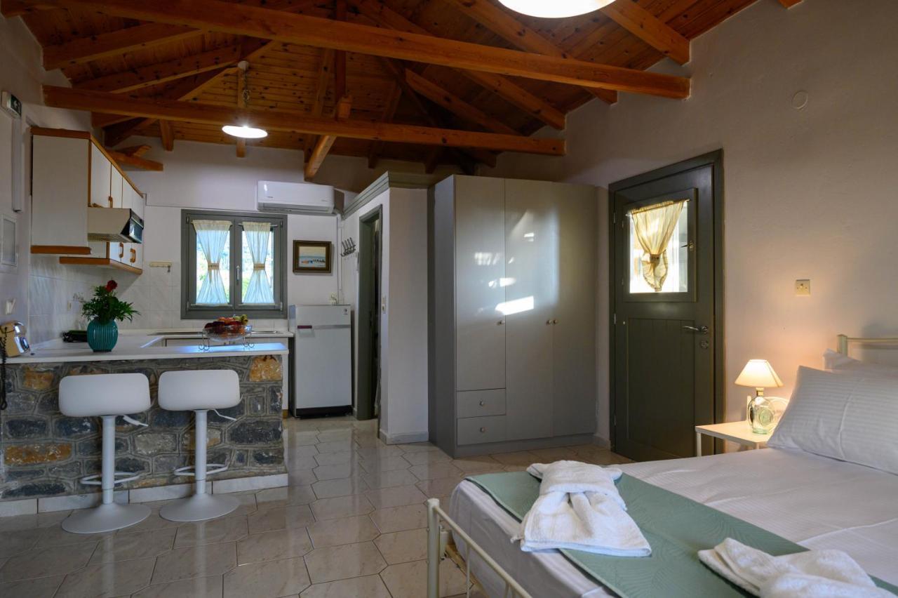 Σελήνη Apartment Kotronion  Ngoại thất bức ảnh