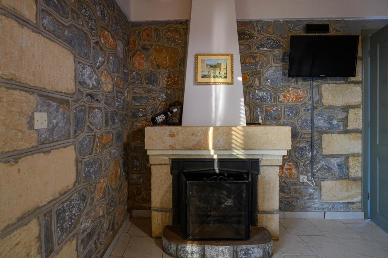 Σελήνη Apartment Kotronion  Ngoại thất bức ảnh